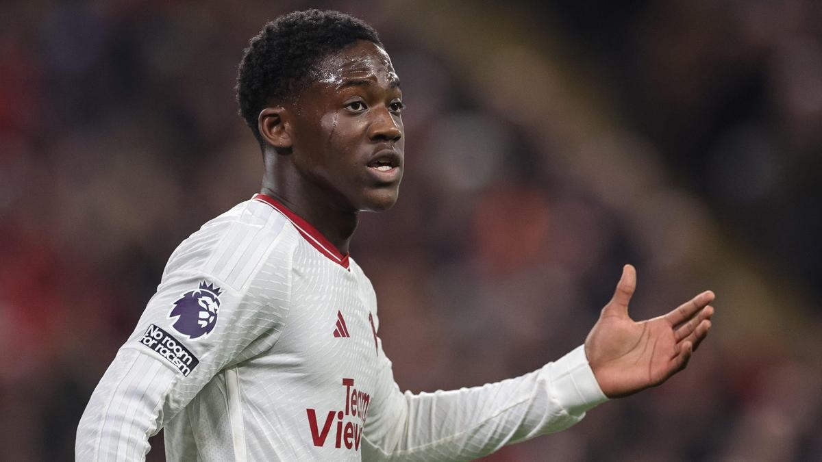 Berkat Perform Ciamik vs Liverpool, Mainoo Dipanggil Perkuat Timnas Inggris Pertama Kalinya