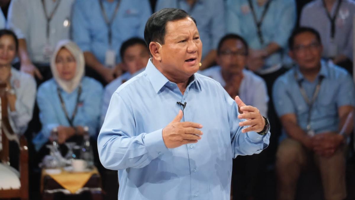 Prabowo Bukber Sembari Pantau Rekap KPU di Kertanegara IV