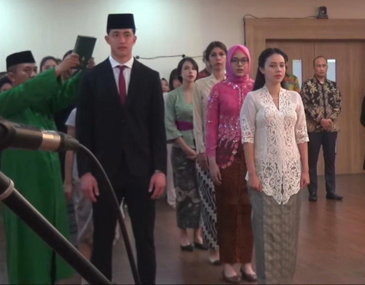 Sah! Cyrus Margono Resmi Jadi WNI
