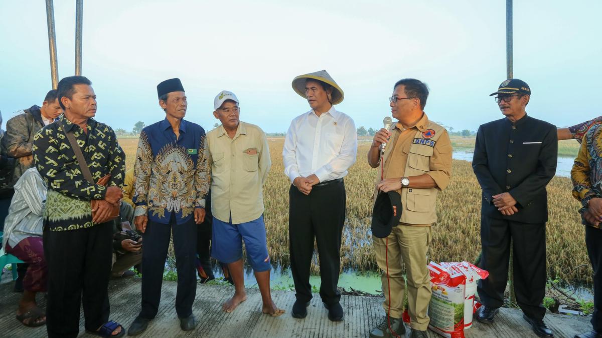 Menteri Amran Subuh Sudah Tiba di Lokasi Terdampak Banjir Kabupaten Kendal