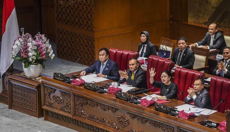 Tok! DPR RI Setujui Rencana Kerja dan Anggaran 2025 Rp9,25 Triliun