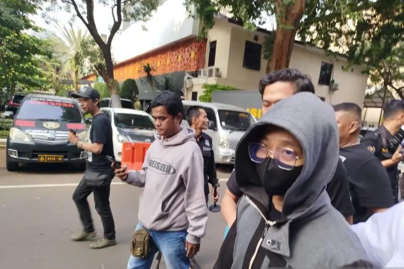 Honorer Damkar Jaktim Yang Diduga Cabuli Anak Sendiri Ditahan!