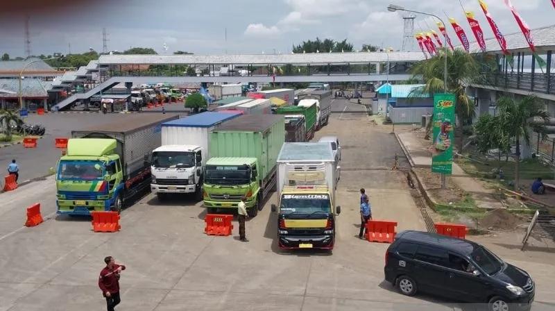 Cegah Kemacetan, Polisi Minta Mobil Pribadi Masuk Gilimanuk Siang Hari