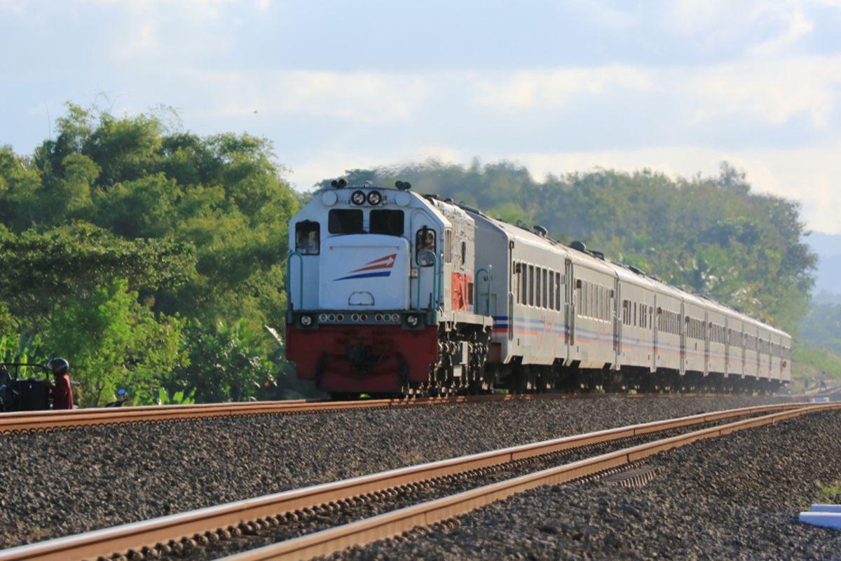 KAI Commuter Line Catat Peningkatan Penumpang Relasi Rangkasbitung-Merak