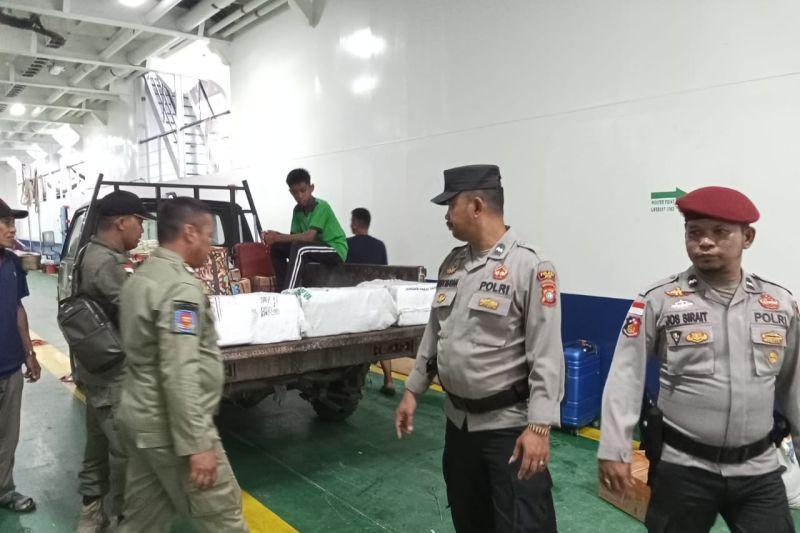 144 Botol Miras di Atas Kapal Antarpulau Diamankan Polisi