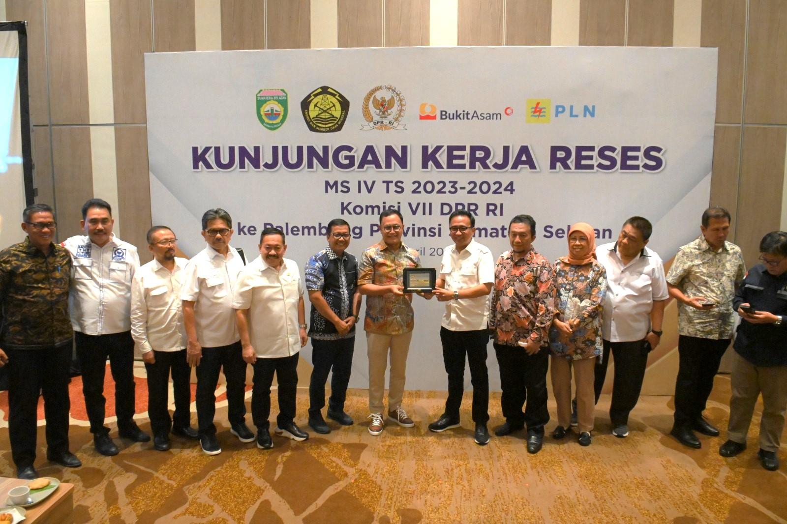 Komisi VII DPR Pede Sektor Energi Stabil di Tengah Gejolak Kurs