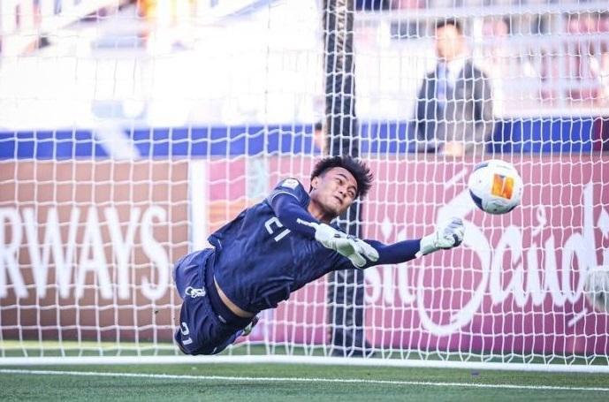 Penampilan Gemilang Ernando Ari Turut Dapatkan Pujian Kiper Legendaris Timnas