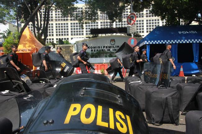 Amankan Gedung KPU RI, TNI-Polri Terjunkan 4.266 Personel