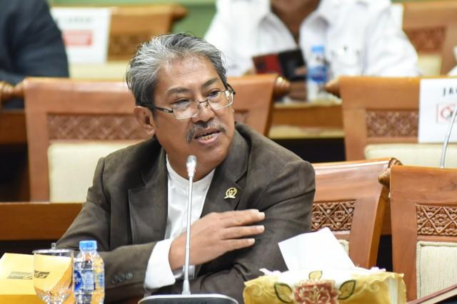 Komisi VII Sesalkan Impor Migas dari Singapura Semakin Meningkat
