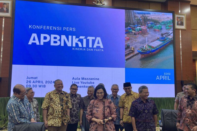Sri Mulyani Pamer APBN Surplus Rp8,1 Triliun per Maret 2024