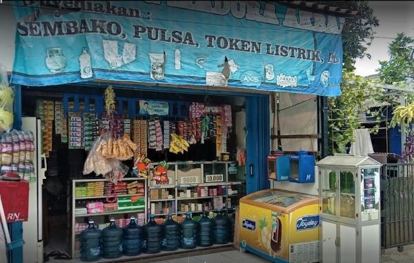 KemenkopUKM Bantah Larang Operasional Warung Madura 24 Jam