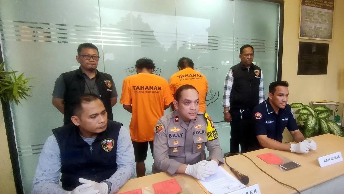 Rampas Mobil-Tikam Sopir Taksi Online di Jakbar, 2 Pria Ditangkap