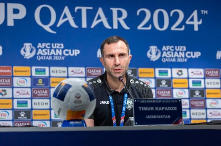 Pelatih Uzbekistan Siap Hadapi 'Teror' Suporter Indonesia di Stadion Abdullah bin Khalifa