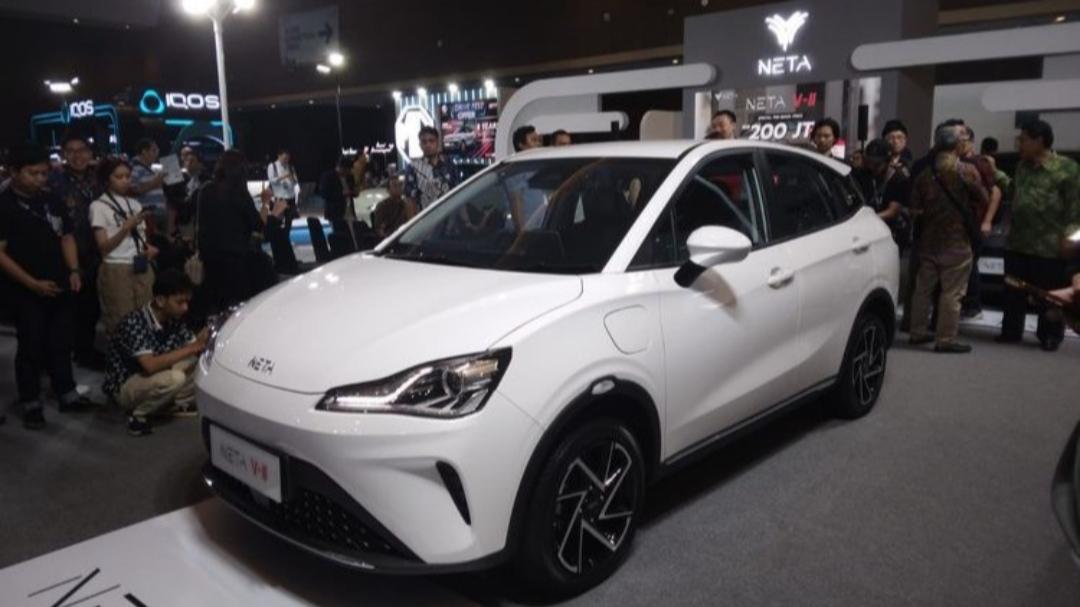 Pamerkan Mobil Listrik Baru di PEVS 2024, Neta Bakal Distribusikan V-II Juni Mendatang