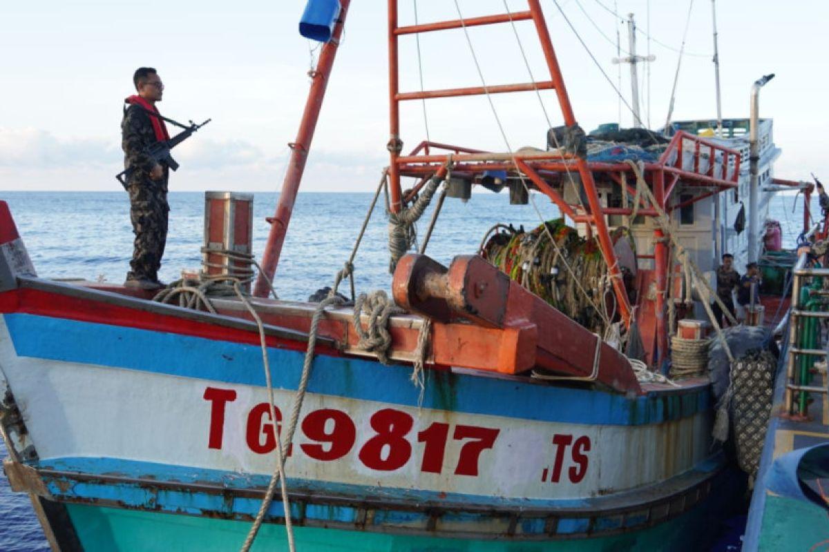 Berantas Ilegal Fishing, KKP Tangkap Dua Kapal Berbendera Vietnam di Perairan Natuna