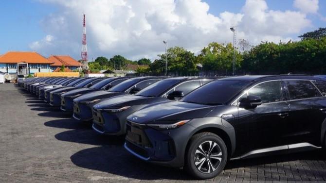 Dukung WWF 2024 di Bali, Pelindo Kirim 440 Mobil Listrik