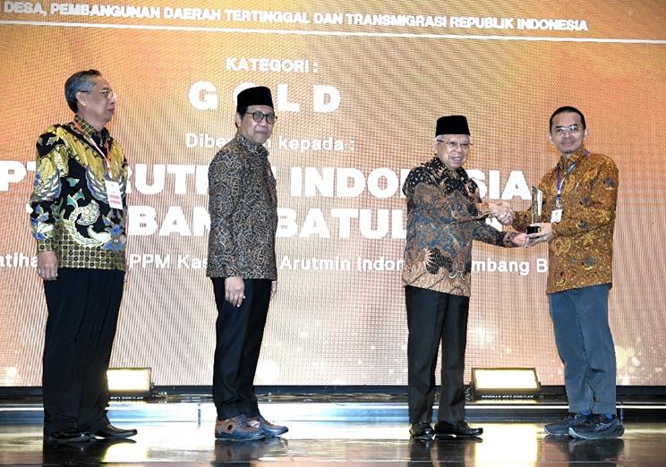 Wapres Serahkan 9 Penghargaan Terbaik kepada Grup BUMI dalam CSR dan PDB Awards 2024