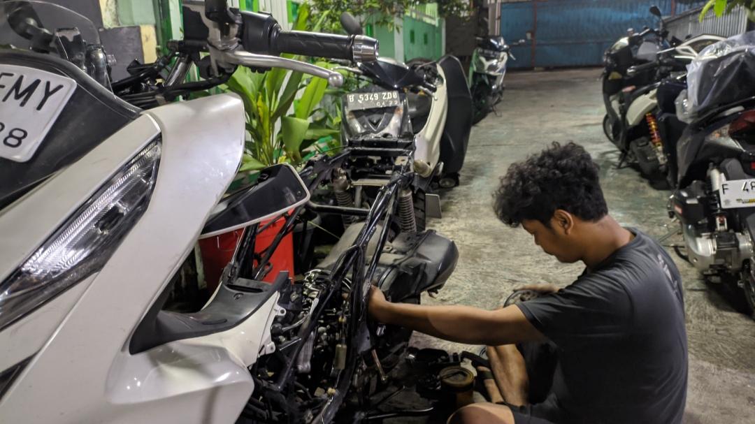 Tarikan Berat Tak Ada Tenaga, Ini Ciri-ciri V-Belt Motor Matic Bakal Putus