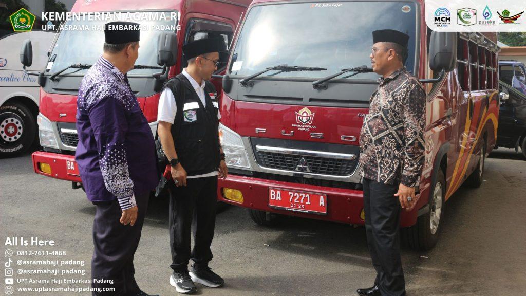 Stafsus Menag Apresiasi Pelayan Asrama Haji Padang Kepada Jemaah