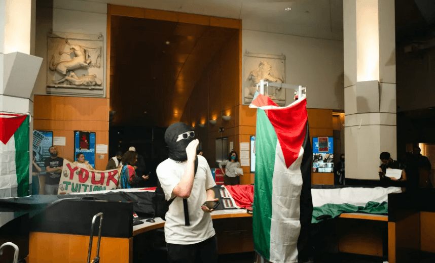 Mahasiswa Anti-Israel Ambil Alih Perpustakaan CUNY, Diganti jadi Universitas Al-Aqsa