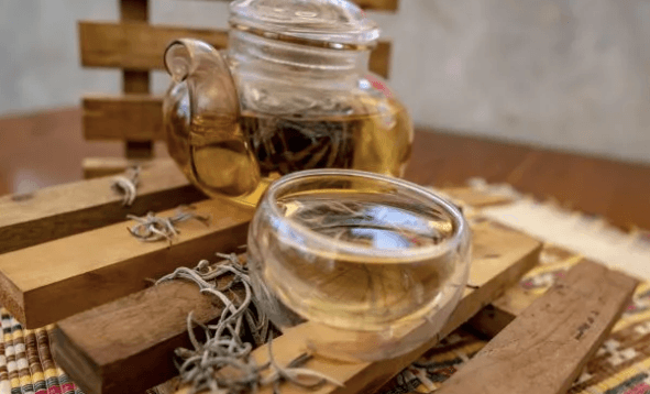 Teh Putih atau White Tea, Kurang Populer Tapi Memiliki Banyak Keistimewaan