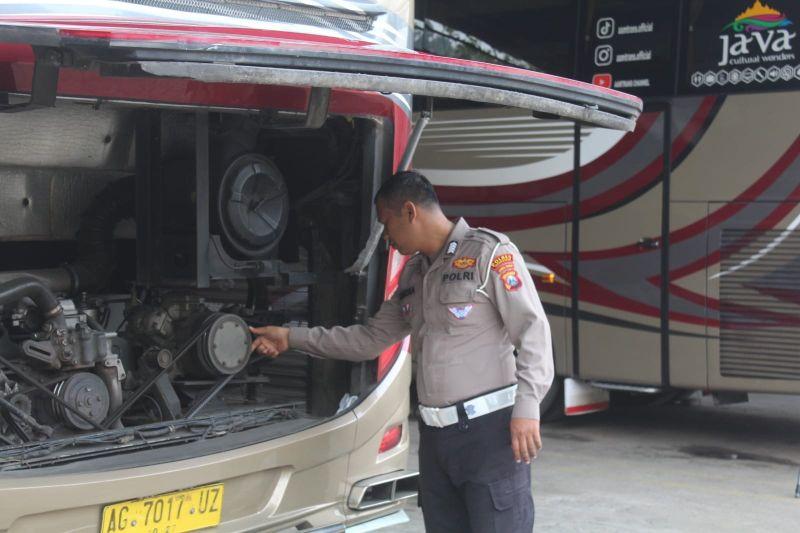 Antisipasi Kecelakaan Berulang, Polisi Lakukan Inspeksi Kelayakan Kendaraan Wisata