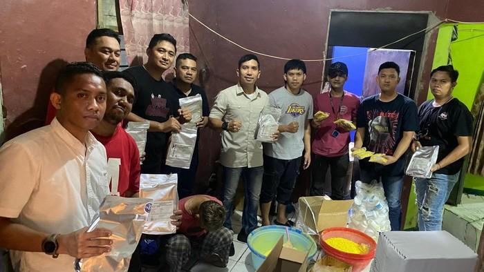 Polda Metro Geledeah Pabrik Narkoba PCC di Jaktim-Bogor, Barbuk 1 Juta Pil Disita