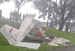 Jatuh di Pinggir Jalan Raya BSD, Pesawat Latih dari Indonesia Flying Club