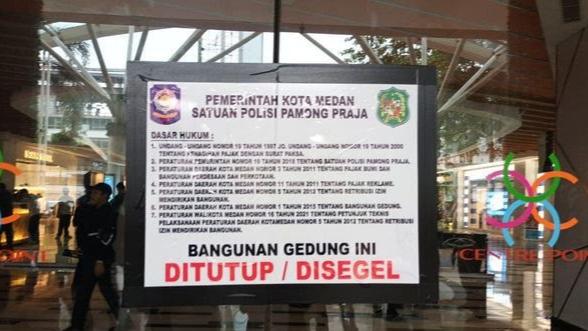 Tunggak Pajak 10 Tahun Rp250 Juta Bikin Mal Centre di Medan Disegel