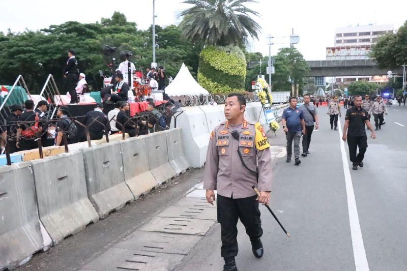 Ribuan Polisi Diterjunkan Amankan Aksi Bela Palestina di Kedubes AS dan Mesir
