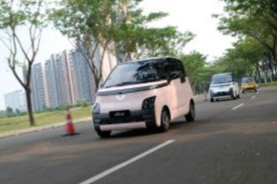 Survei Buktikan Gen Z Gandrungi Mobil Listrik Wuling Air EV