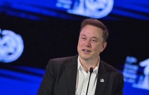 Elon Musk Pede PLTS Jadi Solusi Ampuh Atasi Krisis Ketersediaan Air Global