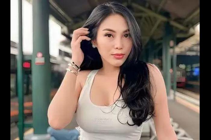 SYL Titip Biduan Cantik Ini Jadi Pegawai Kementan, Setahun Ngantor Cuma 2 Kali