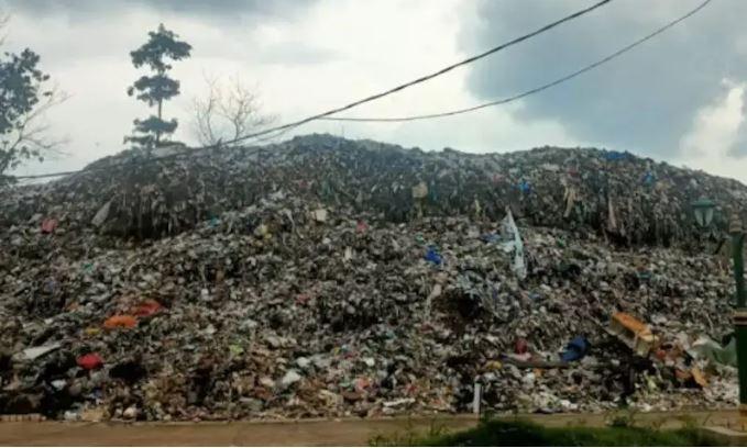 Pulau Sampah Jadi Solusi Tangani Krisis?