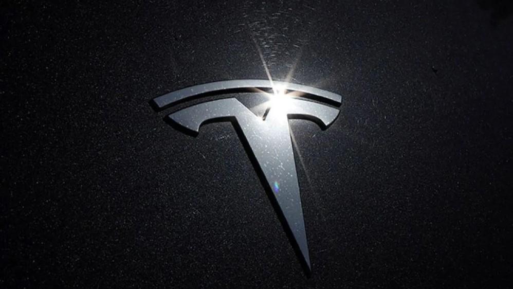 Tesla PHK 601 Karyawan di California, Ada Apa?