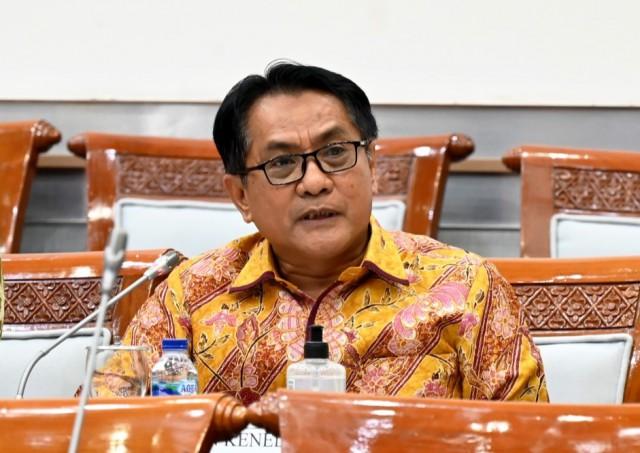 DPR RI Desak Kemenag Hentikan Pemberangkatan Jemaah Umrah Jelang Musim Haji