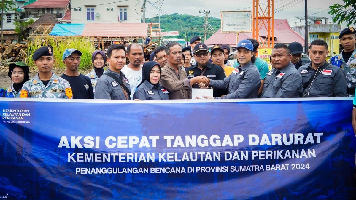KKP Bantu Pembudidaya Terdampak Banjir Bandang di Sumbar