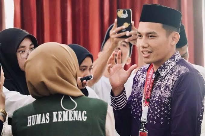 Pemain Timnas Witan Sulaeman Naik Haji Bareng Istri, Senang dengan Pelayanan Kemenag
