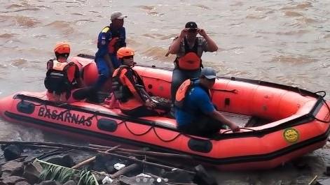 Pemuda Nyebur ke Kali Cisadane Diduga Panik Dikejar Gangster