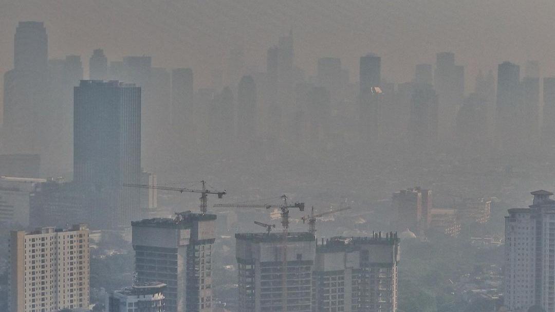 Masih Jadi Kota Terpolusi di Dunia, Kualitas Udara Jakarta Pagi Ini Tak Sehat