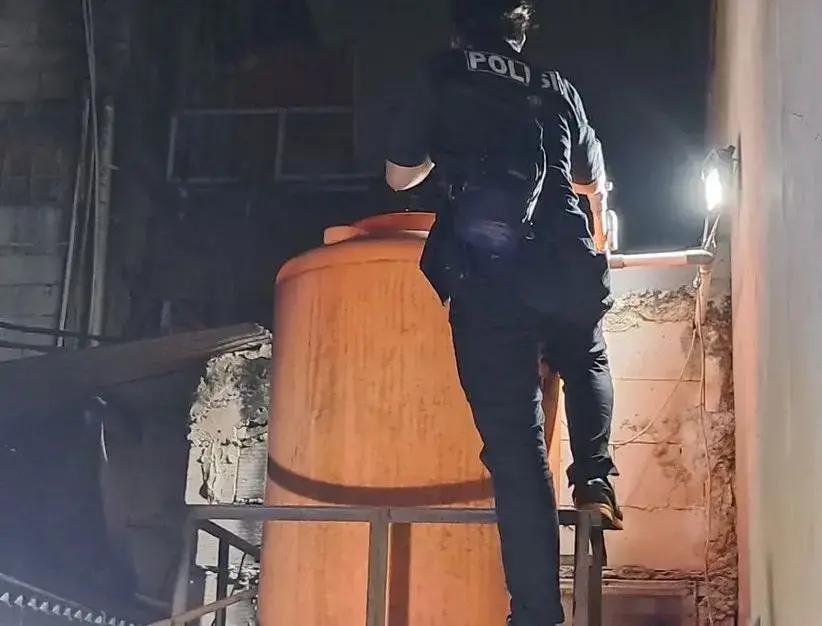 Terkuak! Pria Tewas Dalam Toren Bagian Bandar Narkoba, Tes Urine Positif
