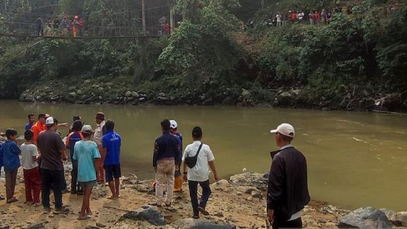 Jasad Pemuda Tenggelam di Sungai Cimandiri Ditemukan Tim SAR