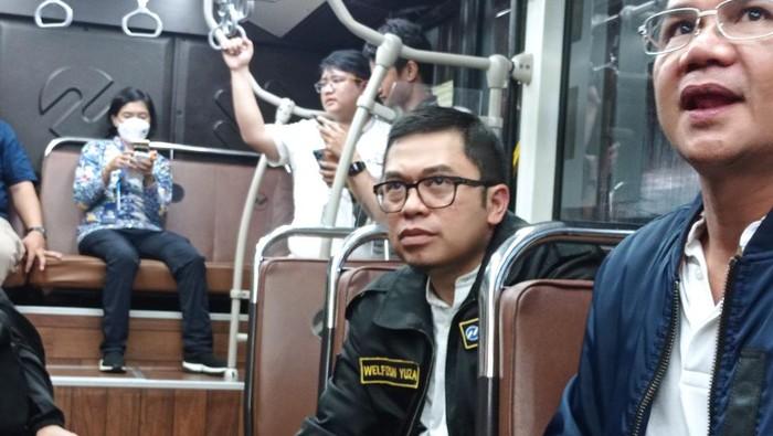 Transjakarta Minta Maaf soal Siswi Jatuh Akibat JakLingko Ugal-ugalan