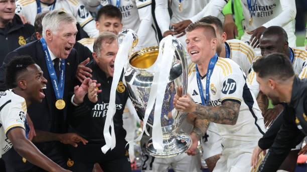 Sepakan Terakhir Toni Kroos dan Kado Terindah Trofi Liga Champions Keenamnya