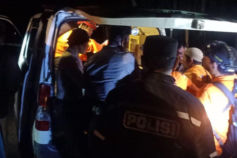Tim SAR Evakuasi Bule Swiss yang Tewas Jatuh di Bukti Anak Dara Rinjani Lombok