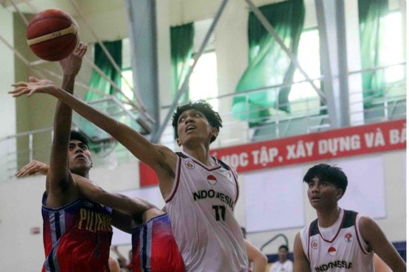Baru Game ke 2, Tim Basket Pelajar Putra Indonesia Kalah dari Filipina di ASG