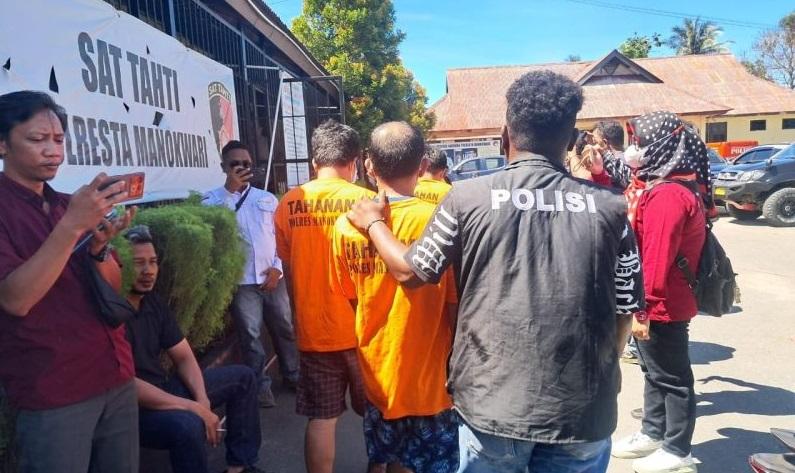 Modus Manipulasi Kadar Emas, 2 Penipu di Manokwari Diringkus Polisi