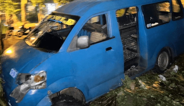 Diduga Mabuk, Sopir Angkot di Bogor Tabrak 7 Kendaraan-1 Orang Luka-luka