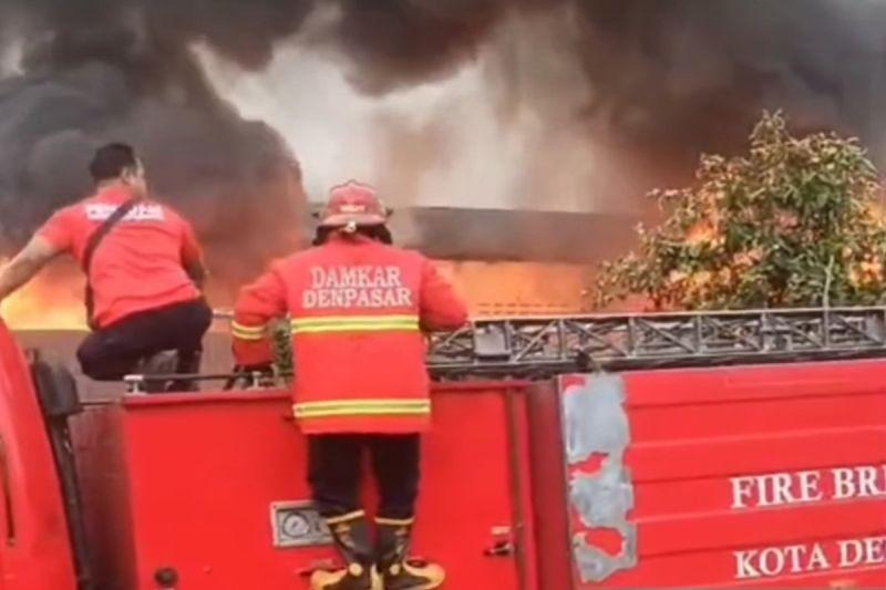 Pertamina Duga Gudang LPG Terbakar di Bali Jadi Tempat Pengoplosan