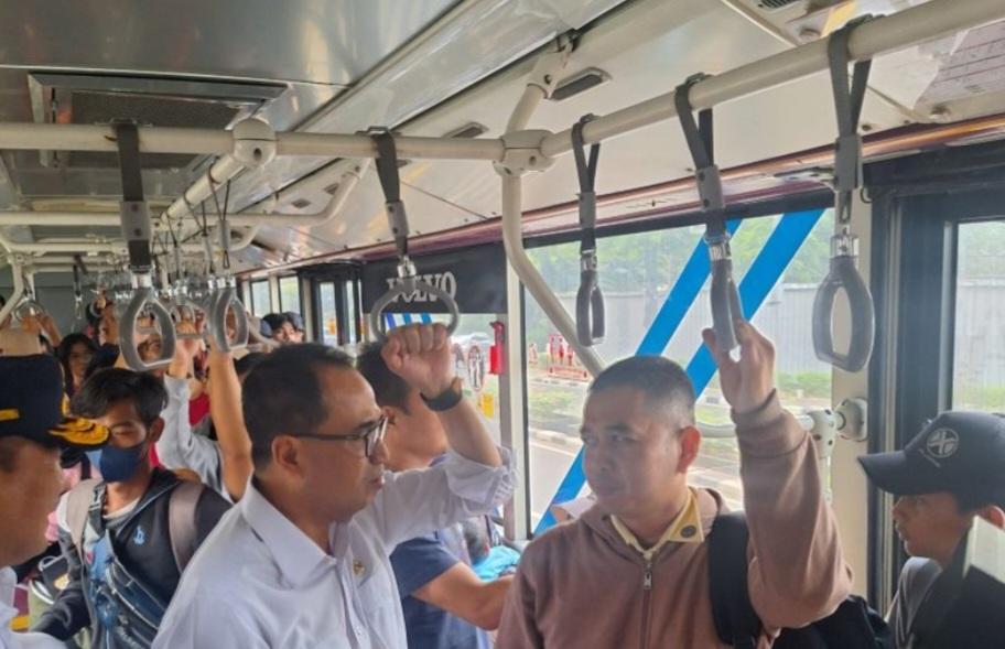 Menteri Budi Sesumbar Kendaraan Listrik IKN Beroperasi Agustus 2024